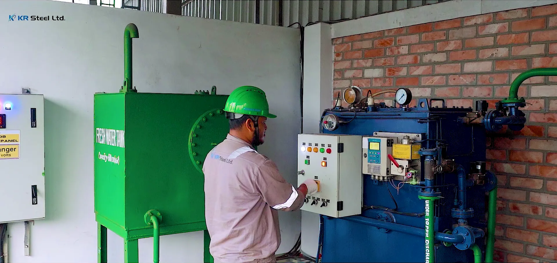 Kr Steel Images From Video  Fresh Water Tank